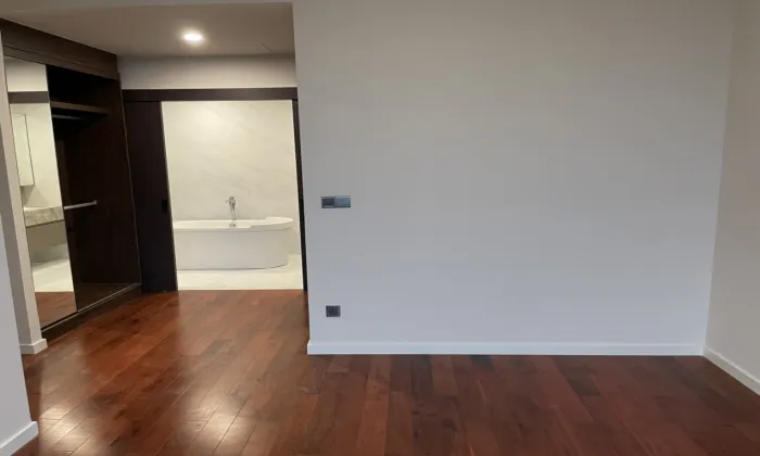 Partly Furnished River  Four Bedroom Facing in Q2 Thao Dien Disrict 2 Ho Chi Minh City 182sqm 4,500 USD/month