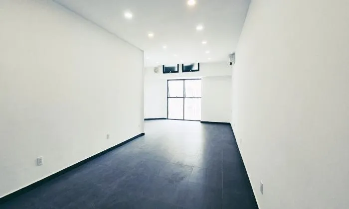 Office For Rent in The Sun Avenue District 2 Ho Chi Minh City 45sqm 550 USD/month