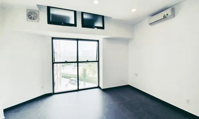 Office For Rent in The Sun Avenue District 2 Ho Chi Minh City 45sqm 550 USD/month
