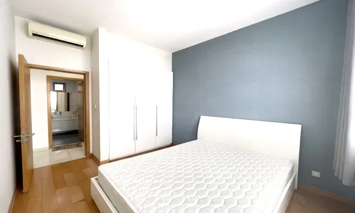Good Rent and Big Size The Vista An Phu Apartment HCM 135sqm 1,500 USD/month