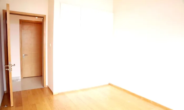 Three Bedroom Apartment With Three Balconies For Rent in The Vista An Phu Thu Duc City 160sqm 1,700 USD/month