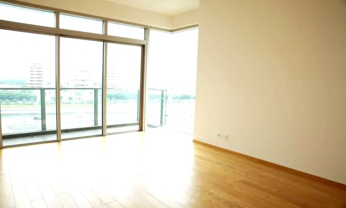 Three Bedroom Apartment With Three Balconies For Rent in The Vista An Phu Thu Duc City 160sqm 1,700 USD/month