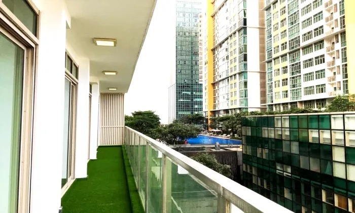 Three Bedroom Apartment With Three Balconies For Rent in The Vista An Phu Thu Duc City 160sqm 1,700 USD/month