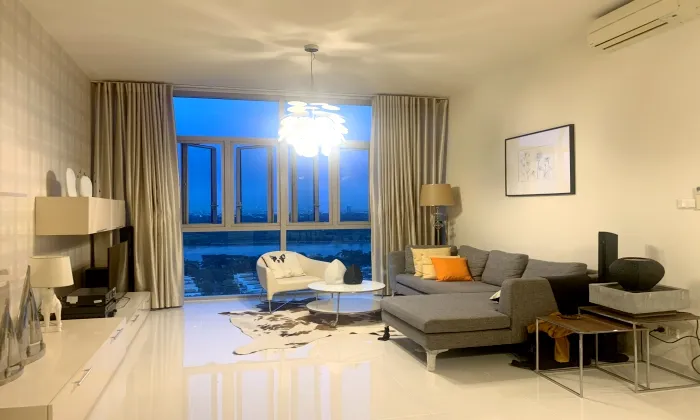 Renovation Three Bedroom The Vista Apartment An Phu HCMC 142sqm 2,000 USD/month