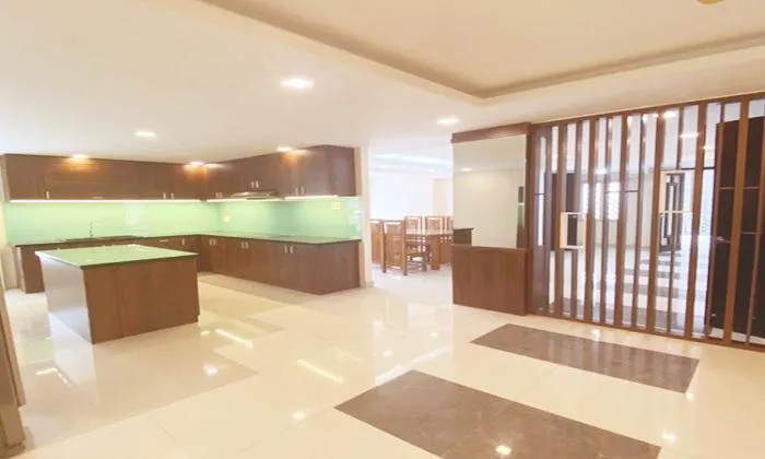 House For Rent in alley Nguyen Van Huong Thao Dien Ho Chi Minh 300sqm 2,000 USD/month