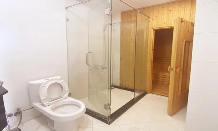 House For Rent in alley Nguyen Van Huong Thao Dien Ho Chi Minh 300sqm 2,000 USD/month