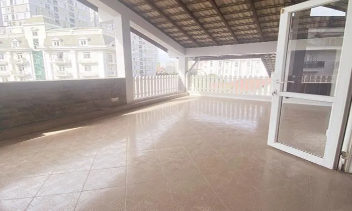 House For Rent in alley Nguyen Van Huong Thao Dien Ho Chi Minh 300sqm 2,000 USD/month
