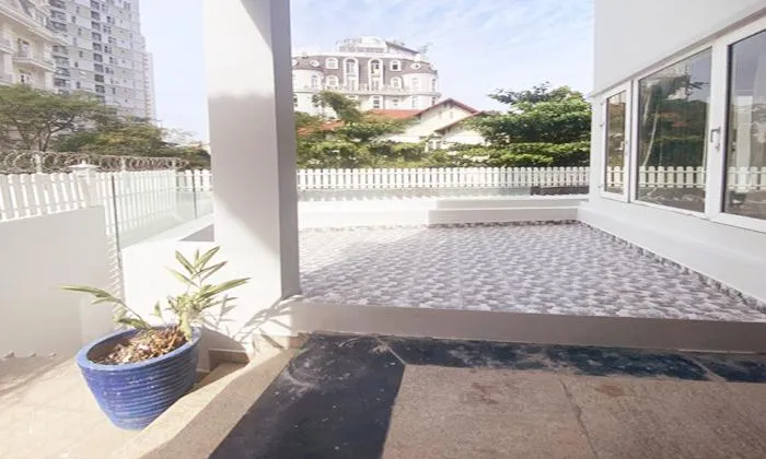 House For Rent in alley Nguyen Van Huong Thao Dien Ho Chi Minh 300sqm 2,000 USD/month