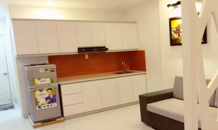 Lovely Serviced Apartment Near Le Van Tam Park, District 1, HCM City 42sqm 400 USD/month