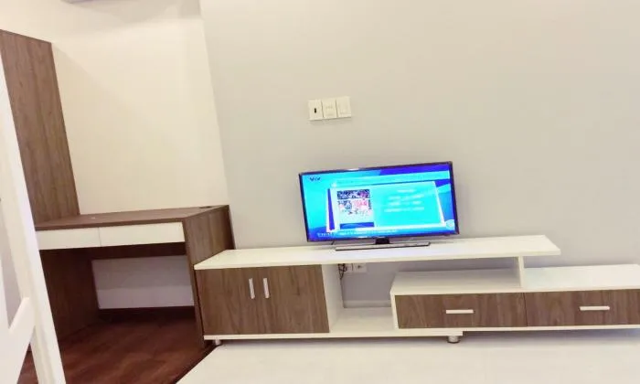 Lovely Serviced Apartment Near Le Van Tam Park, District 1, HCM City 42sqm 400 USD/month