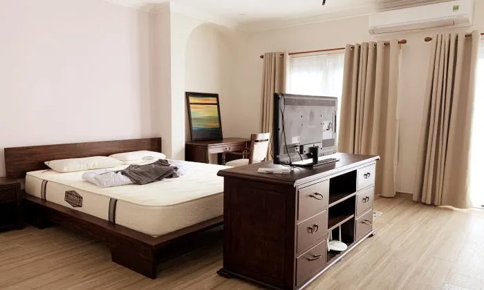 Studio Apartment For Lease In Nguyen Van Thu Dakao HCM 50sqm 700 USD/month