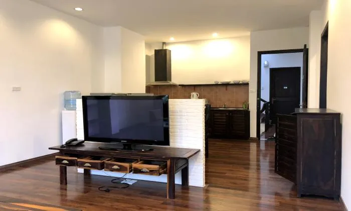 Spacious and Bright Light One Bedroom Serviced Apartment in District 1 Ho CHi Minh City 60sqm 600 USD/month