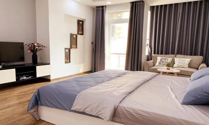 Spacious Private One Bedroom in Nguyen Cu Trinh St District 1 Ho Chi Minh City 55sqm 550 USD/month