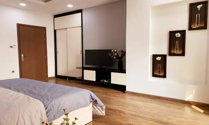 Spacious Private One Bedroom in Nguyen Cu Trinh St District 1 Ho Chi Minh City 55sqm 550 USD/month
