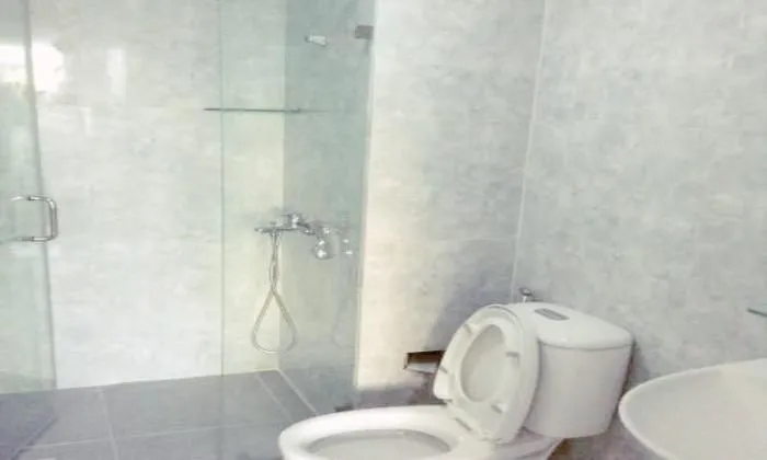 Serviced Apartment For Rent In Center,  District 1, Ho Chi Minh City 90sqm 1,000 USD/month