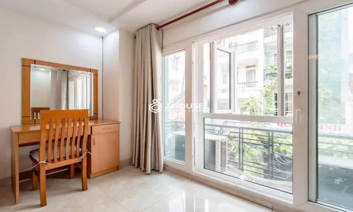 One Bedroom Serviced Apartment For Rent in Nguyen Thai Binh Street District 1 HCMC 45sqm 550 USD/month