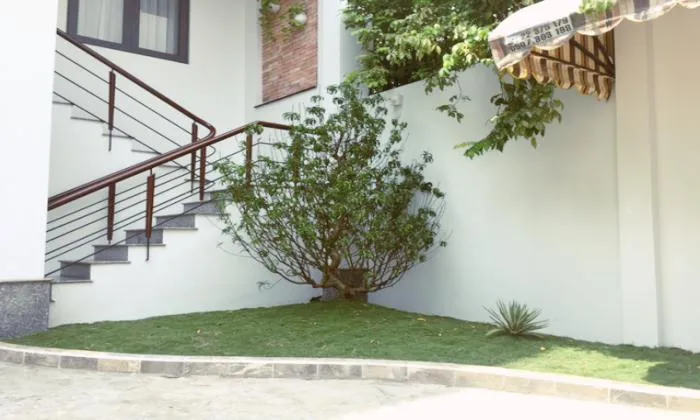 One Bedroom Serviced Apartment With Stunning Balcony in District 1 HCMC 50sqm 600 USD/month