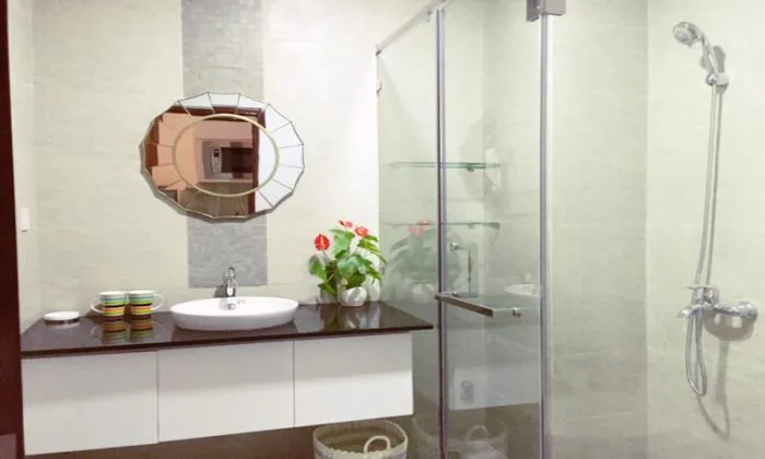 Newly One Bedroom Serviced Apartment For Rent in District 1 HCM City 40sqm 600 USD/month