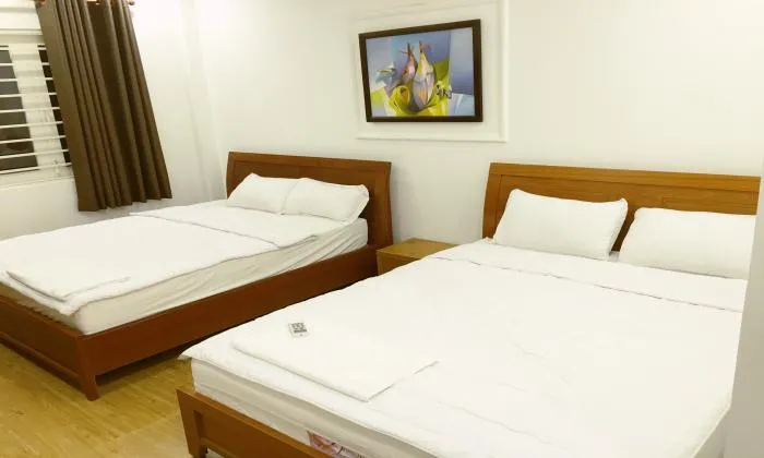 Single Serviced Room  For Rent in District 1 Ho Chi Minh City 30sqm 450 USD/month