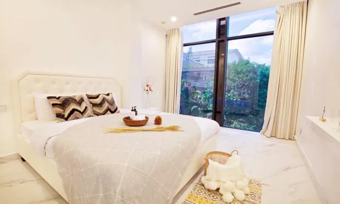 Stunning Two Bedroom Serviced Apartment in Nguyen Van Thu District 1 HCMC 75sqm 1,000 USD/month