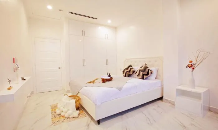 Stunning Two Bedroom Serviced Apartment in Nguyen Van Thu District 1 HCMC 75sqm 1,000 USD/month
