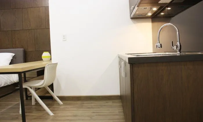 Charming Decoration Studio Serviced Apartment  For Lease in District 1 HCMC 40sqm 650 USD/month