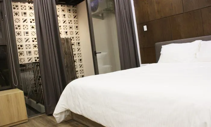 Charming Decoration Studio Serviced Apartment  For Lease in District 1 HCMC 40sqm 650 USD/month