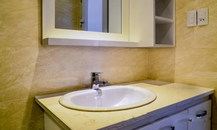 Two Bedrooms Serviced Apartment in District 1 Saigon Vietnam 70sqm 800 USD/month