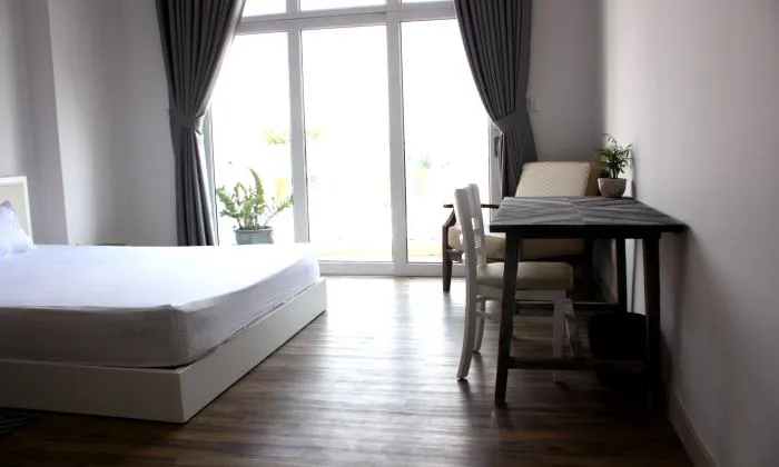 A New Bright Light One Bedroom Serviced Apartment in District 1 HCM City 55sqm 600 USD/month
