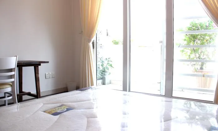 Western Designed One Bedroom Serviced For Rent in District 1 HCM City 60sqm 500 USD/month