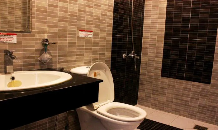 Western Designed One Bedroom Serviced For Rent in District 1 HCM City 60sqm 500 USD/month