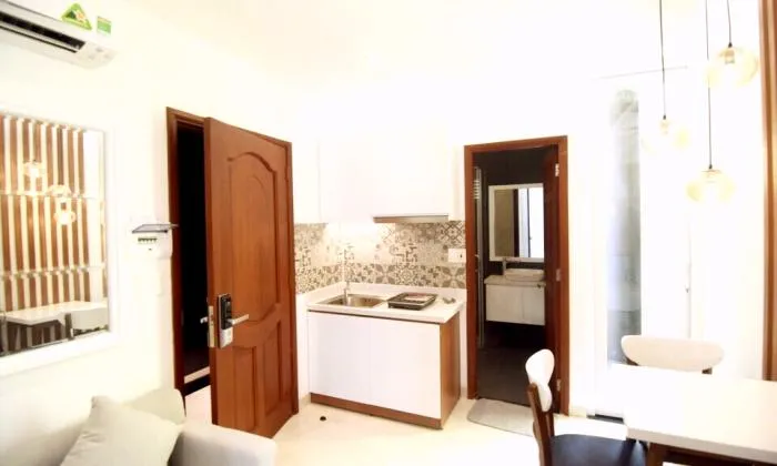 Nice Two Bedrooms Apartment in Thach Thi Thanh Street District 1 HCM City 55sqm 600 USD/month