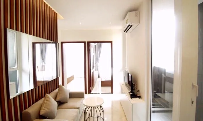 Nice Two Bedrooms Apartment in Thach Thi Thanh Street District 1 HCM City 55sqm 600 USD/month