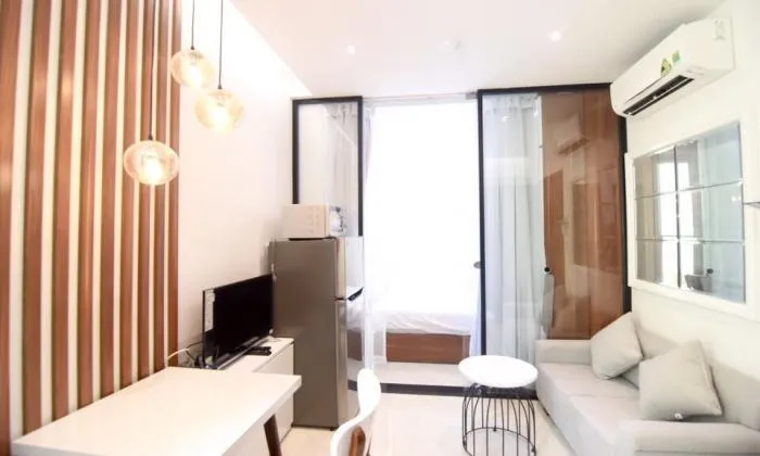 Bright Designed One Bedroom Apartment For Rent in District 1 HCMC 45sqm 500 USD/month