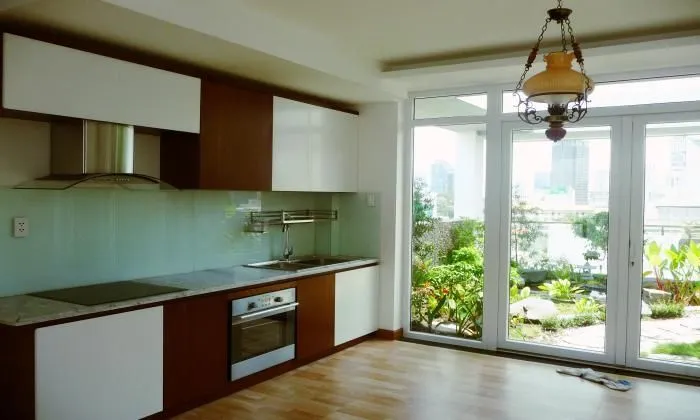 Modern Serviced Apartment For Rent With a Big Garden, Dist 1 HCMC 100sqm 800 USD/month