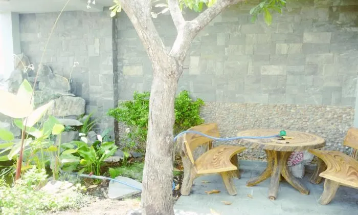Modern Serviced Apartment For Rent With a Big Garden, Dist 1 HCMC 100sqm 800 USD/month