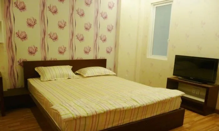 Amazing Two-Beds Serviced Apartment For Rent in District 1, HCMC 100sqm 750 USD/month