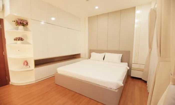 One Bedroom Dilavi Apartment For Rent in Le Thanh Ton Street District 1 Ho Chi Minh City 39sqm 1,000 USD/month