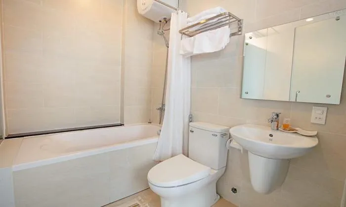 Nice Studio Apartment With Bathtup In Dinh Tien Hoang District 1 Ho Chi Minh Chity 35sqm 500 USD/month