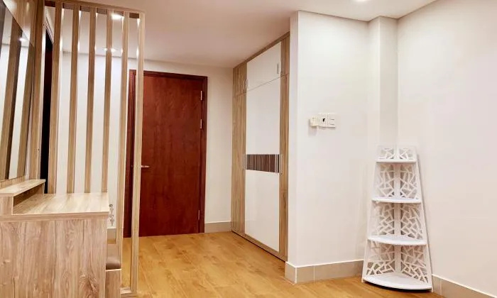 Very Nice And Big One Bedroom For Rent in Dinh Tien Hoang Dakao District 1 HCMC 60sqm 550 USD/month