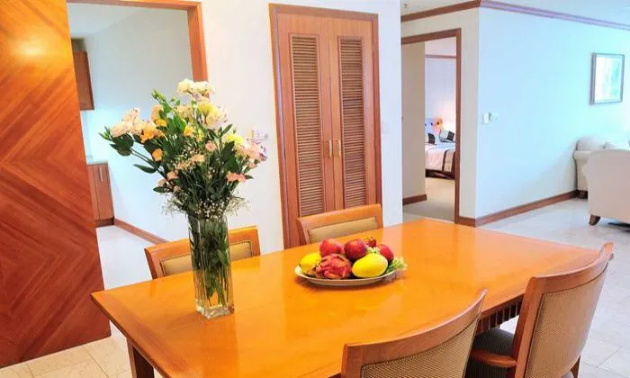 Diamond Plaza Serviced Apartment For Rent in District 1 Ho Chi Minh City 179sqm 3,700 USD/month
