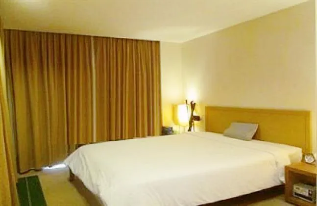 HBT Court Serviced Apartment For Rent, District 1, HCMC 60sqm 1,500 USD/month