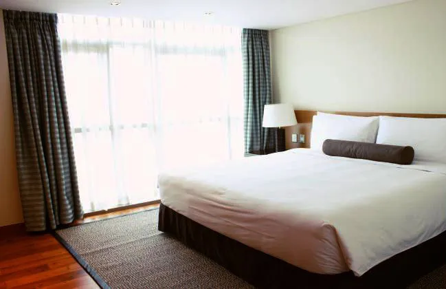 The Intercontinental Asiana Apartment For Rent, District 1 Ho Chi Minh City 160sqm 6,165 USD/month