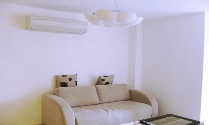 Luxury Apartment For Rent in Nguyen Dinh Chieu St, District 1 HCMC 110sqm 1,400 USD/month