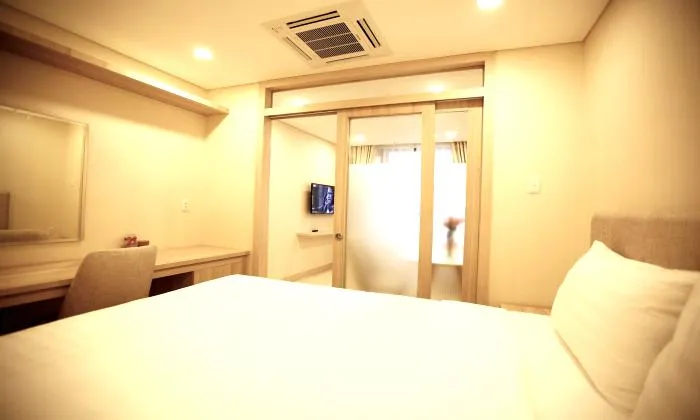 Cozy Paramount Serviced Apartment in District 1 HCMC 37sqm 750 USD/month