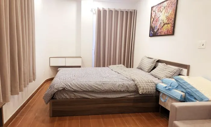 Nice Studio Serviced  Apartment With Balcony in District 1 Ho Chi Minh City 35sqm 450 USD/month