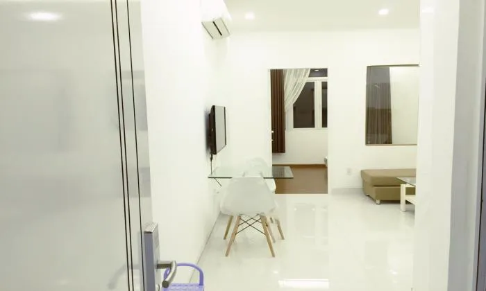 Modern Decoration One Bedroom Apartment For Rent District 1 HCM City 40sqm 450 USD/month
