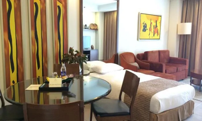 Somerset Chancellor Court in Nguyen Thi Minh Khai Street, HCM City 110sqm 3,000 USD/month