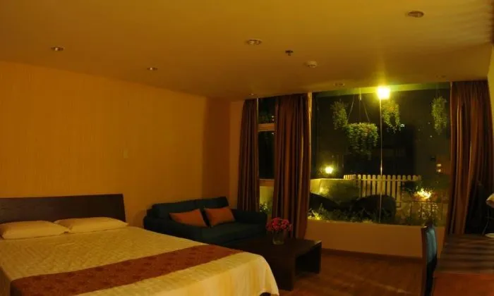 Great Serviced Apartment with A Big Bacolny - City Center View 70sqm 800 USD/month