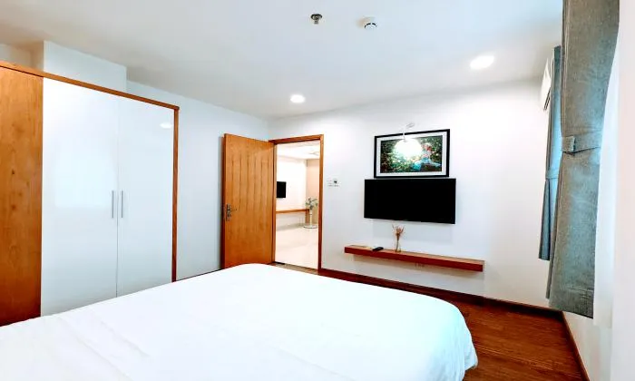 Nice One Bedroom VMT Serviced Apartment For Rent in Center District 1 HCMC 50sqm 950 USD/month